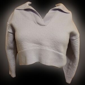 💙 40. Wilfred Size Small Merino Wool Cropped Sweater